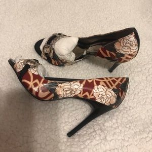 Carlos Santana open toed floral heels
